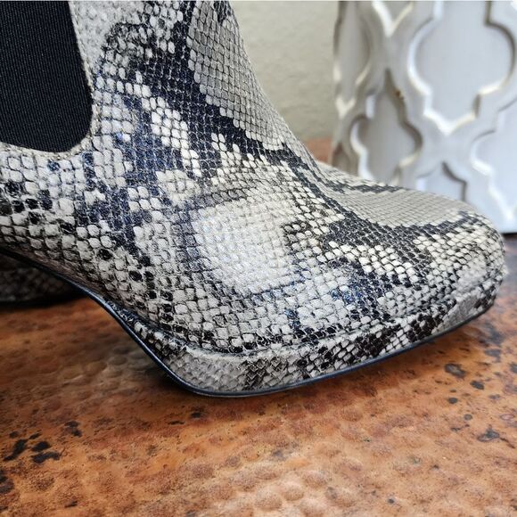 French Connection Penny Chelsea Block Heel Boots - Picture 12 of 16